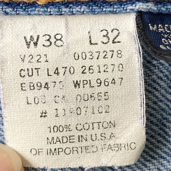 Eddie Bauer Mens blue Denim loose fit 100% cotton jeans made in USA size 38X32 - Picture 7 of 10